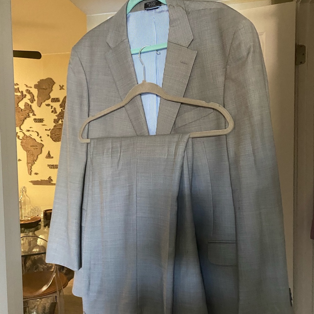 Men’s Suit